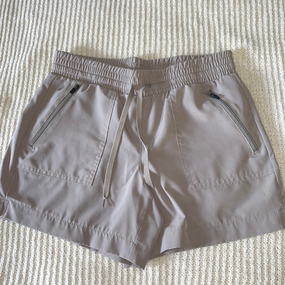 Athletic shorts